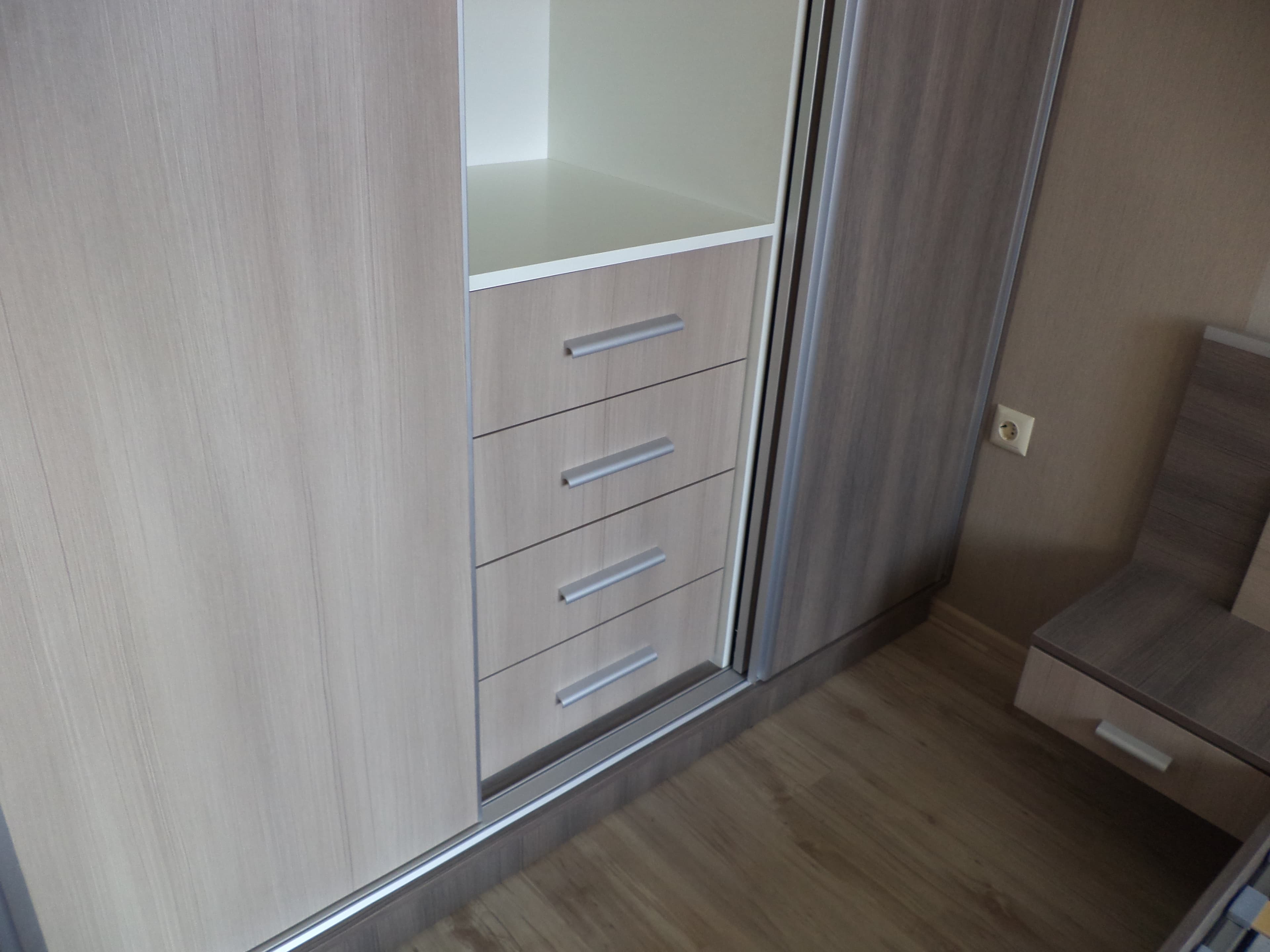 гардероб плъзгащи врати плавно затваряне - Снимка 4